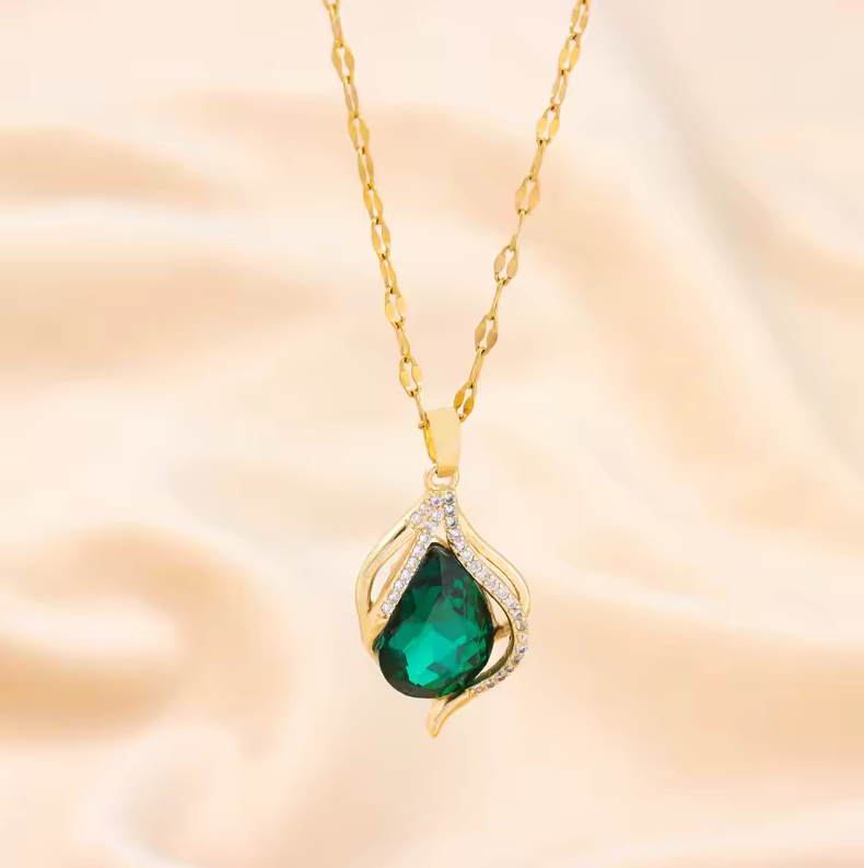 The Opulent Green Water Drop Pendant Necklace for Women