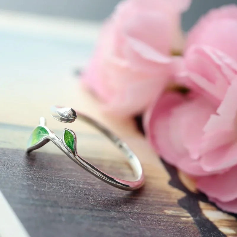 The Enchanted Green Leaf Wrap Ring