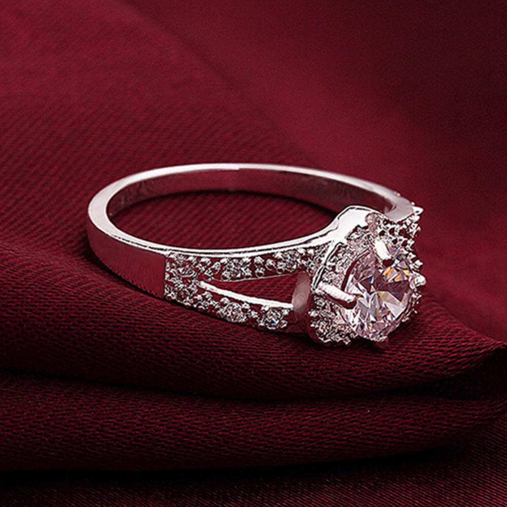 The Amour Crystal Love Heart Ring in 925 Sterling Silver