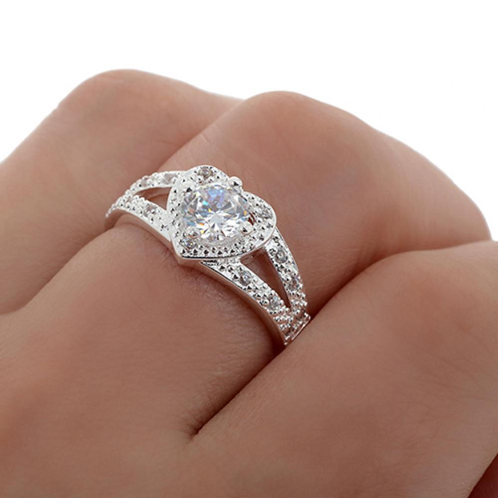 The Amour Crystal Love Heart Ring in 925 Sterling Silver