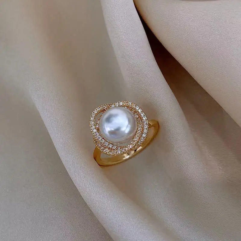 The Rose & Pearl Inlay Ring in Golden Finish