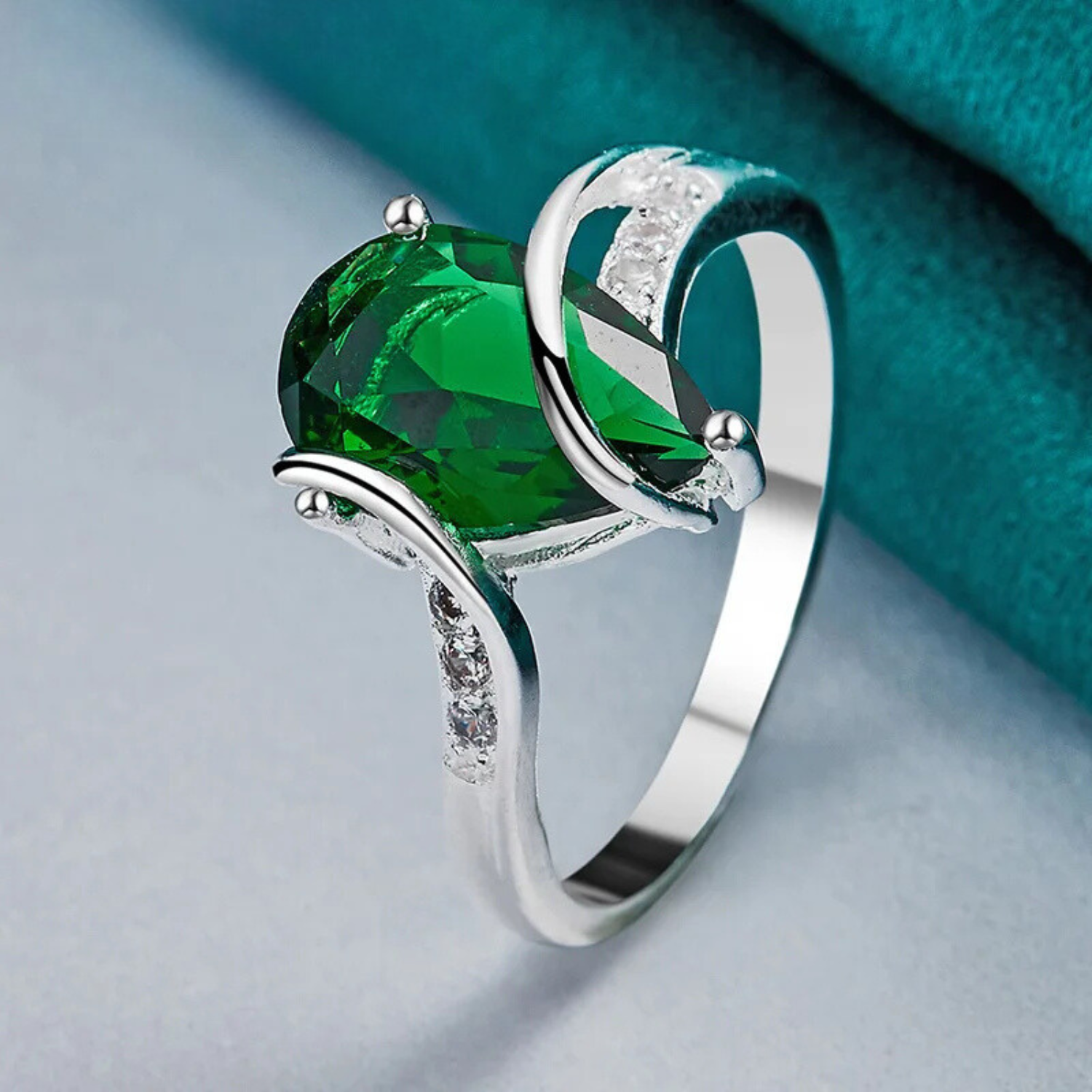 The Aqua Drop Turquoise Ring in 925 Sterling Silver